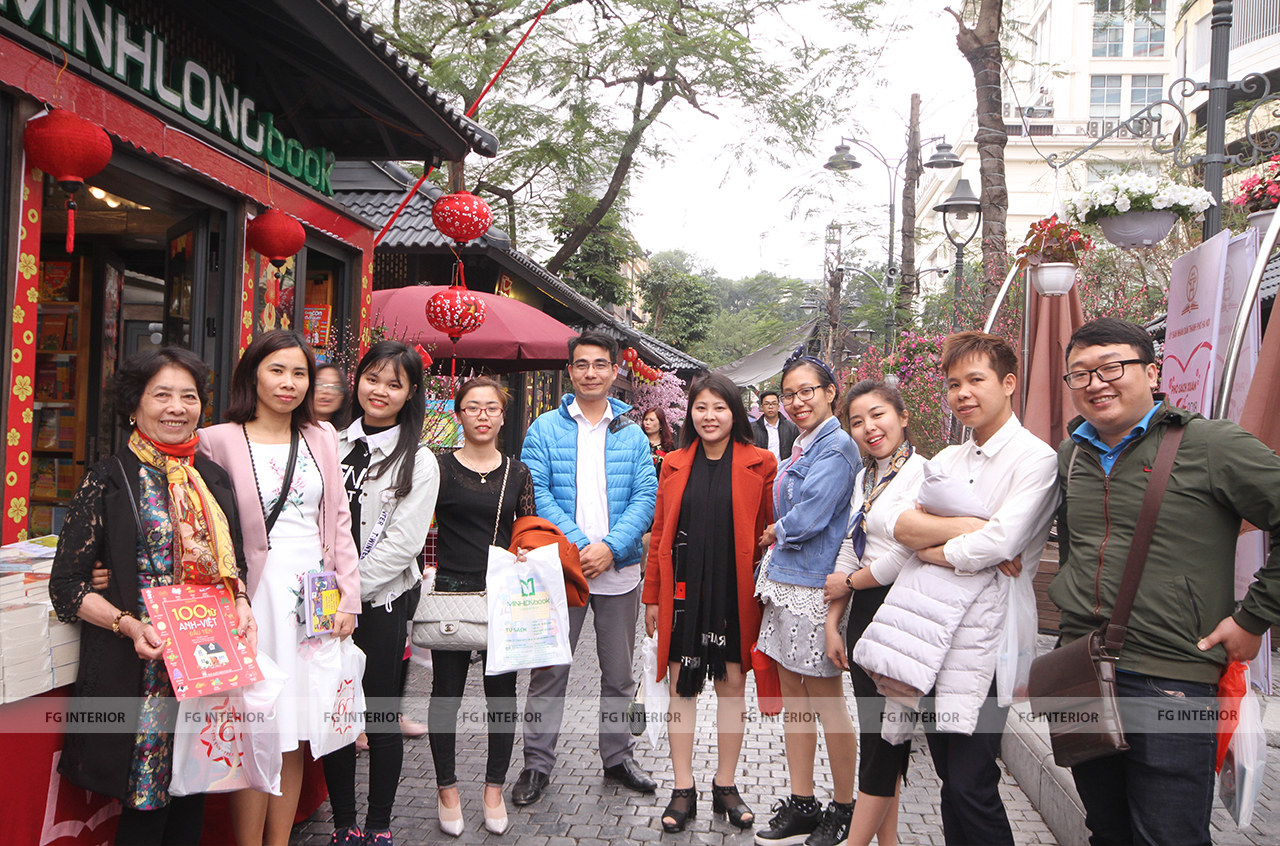 2018_ẢNH DU XUÂN PHỐ SÁCH (13)