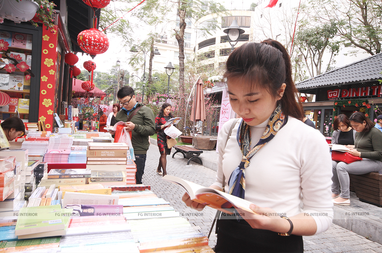 2018_ẢNH DU XUÂN PHỐ SÁCH (7)