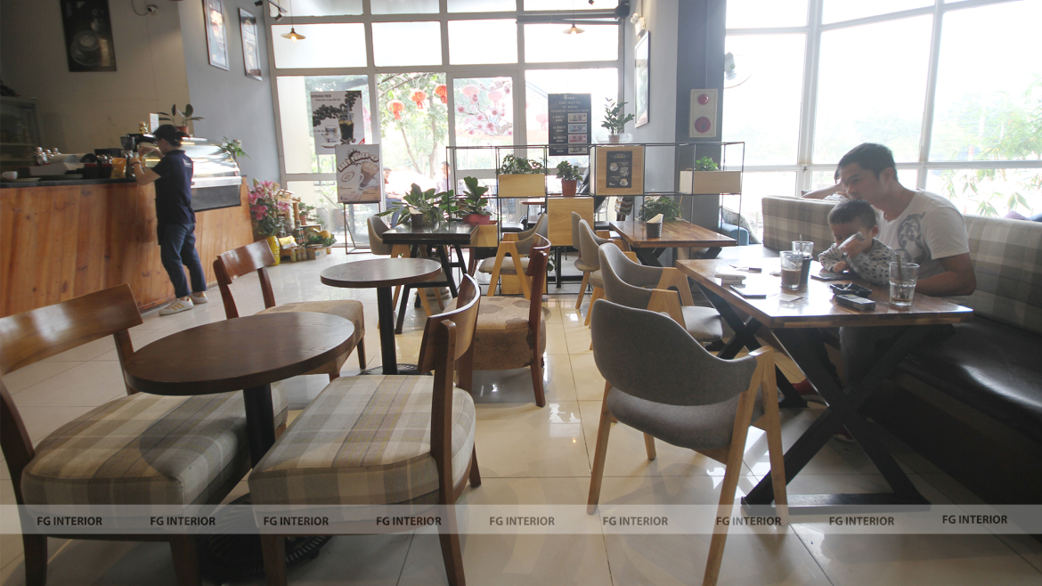 Ung dung nhâm nhi cafe và ngắm cảnh tại The Cafein - chung cư N04 Thành Thái