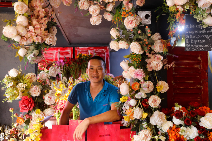 quan-cafe-ngap-tran-sac-hoa-kieu-phap-2